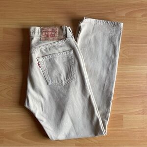 Vintage Levi’s 501 beige